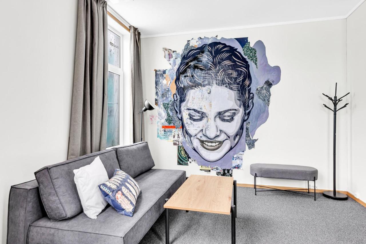 Lille Hotell Arendal Buitenkant foto